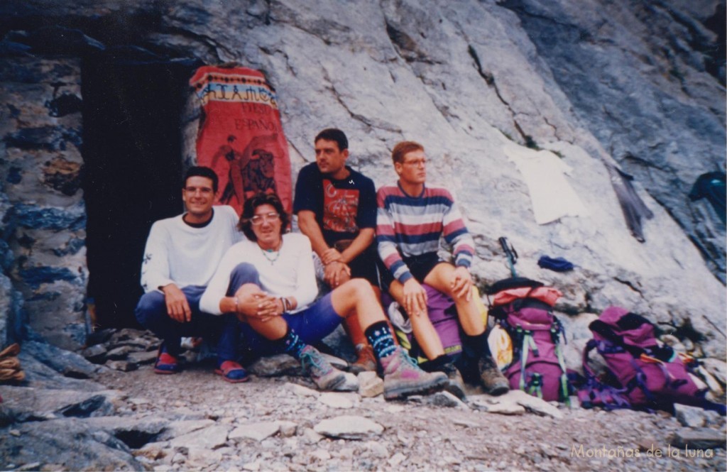 Esteban, Cano, Paco y Mariano en las Grutas de Bellevue