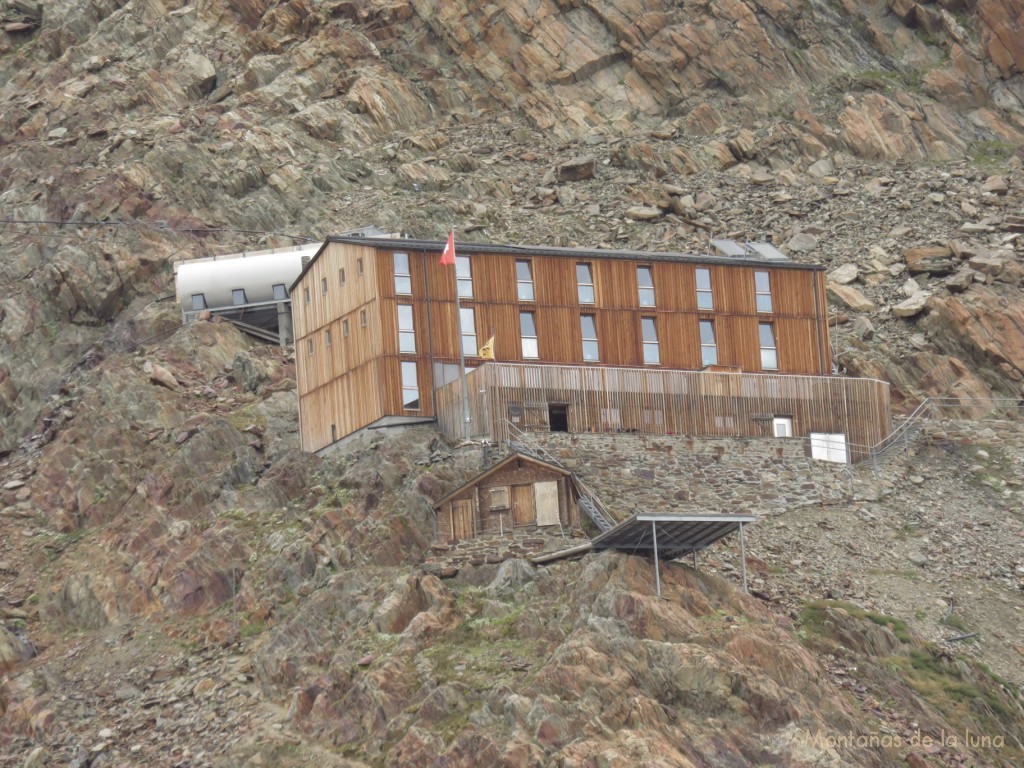 Refugio del Finsteraarhorn