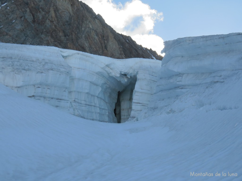 Cruzando el primer glaciar