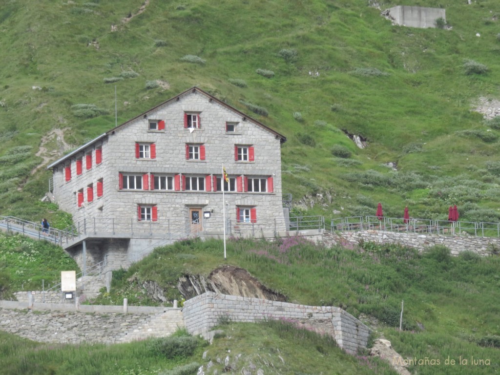 Llegando al Refugio, hotel de Oberaar