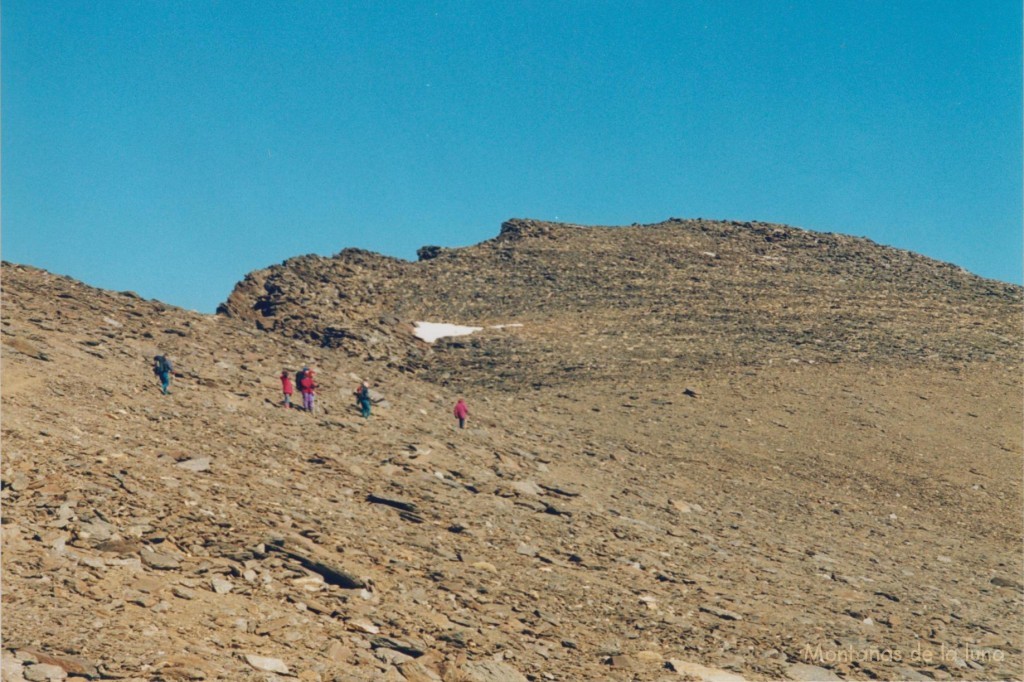 Llegando a la cima del Alcazaba